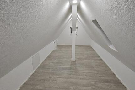 Wohnung Eislingen (Fils) - 2 Zimmer, 65 m&sup2;, 850&euro; | Angebot:26537284