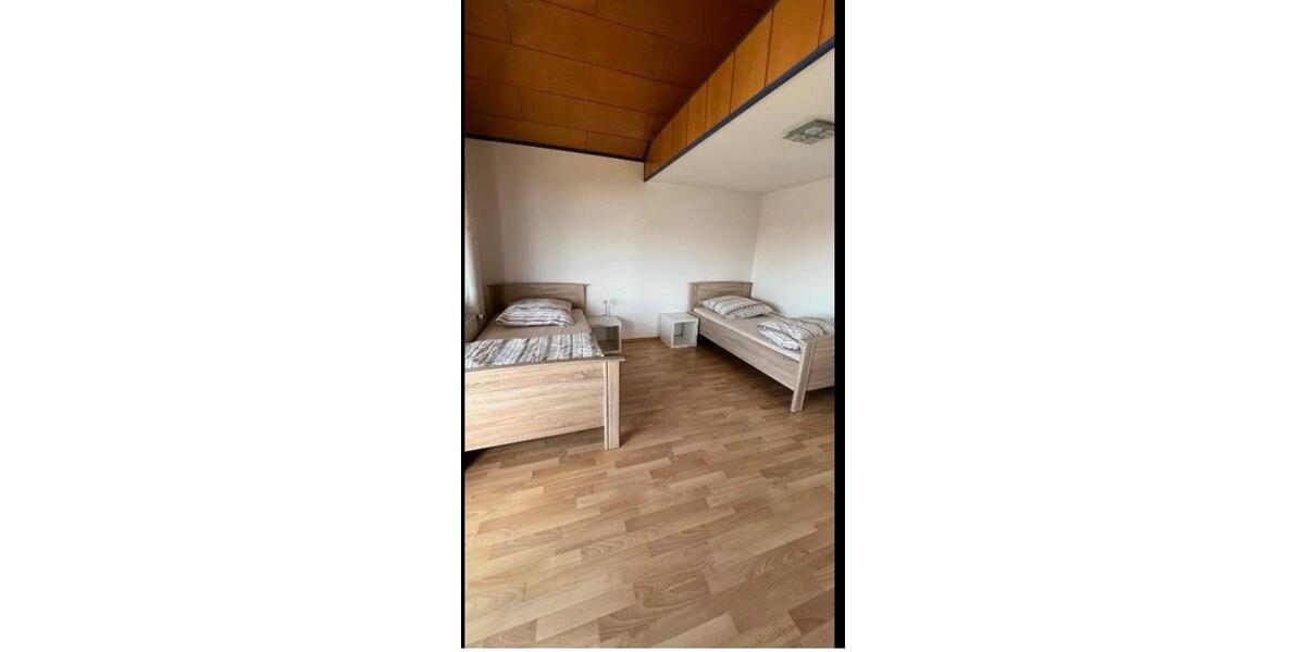 Wohnen auf Zeit Erbach - 5 Zimmer, 120 m&sup2;, 22&euro; | Angebot:25963245