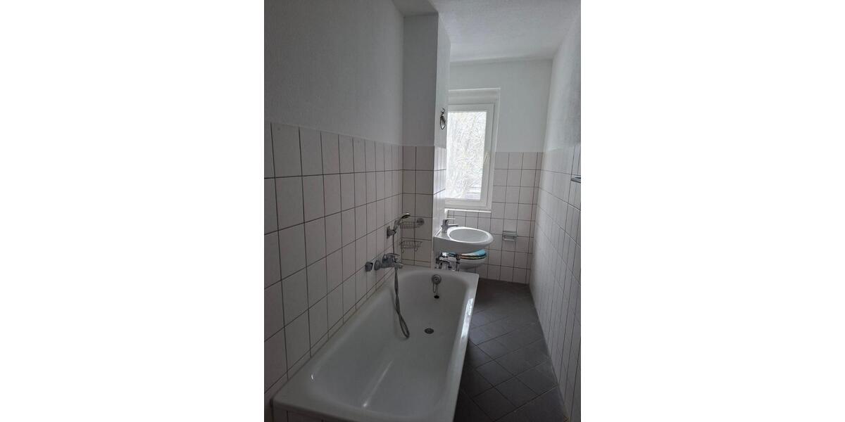 Etagenwohnung Sondershausen - 2 Zimmer, 46 m&sup2;, 280&euro; | Angebot:24865426