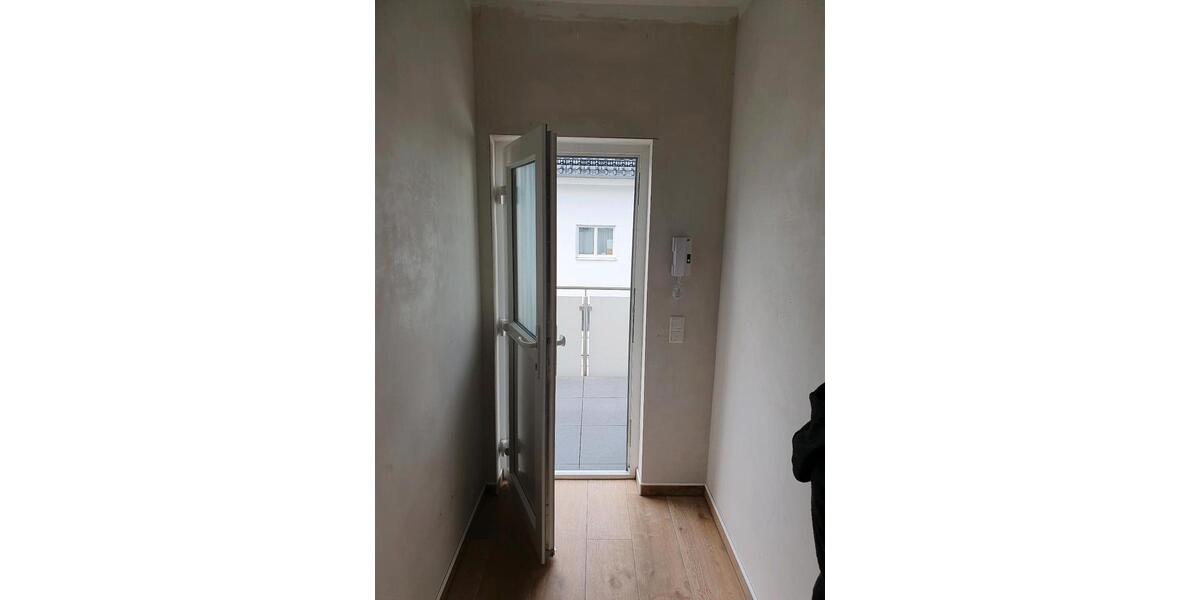 Dachgeschoßwohnung Butzbach - 2 Zimmer, 55 m&sup2;, 850&euro; | Angebot:24851860