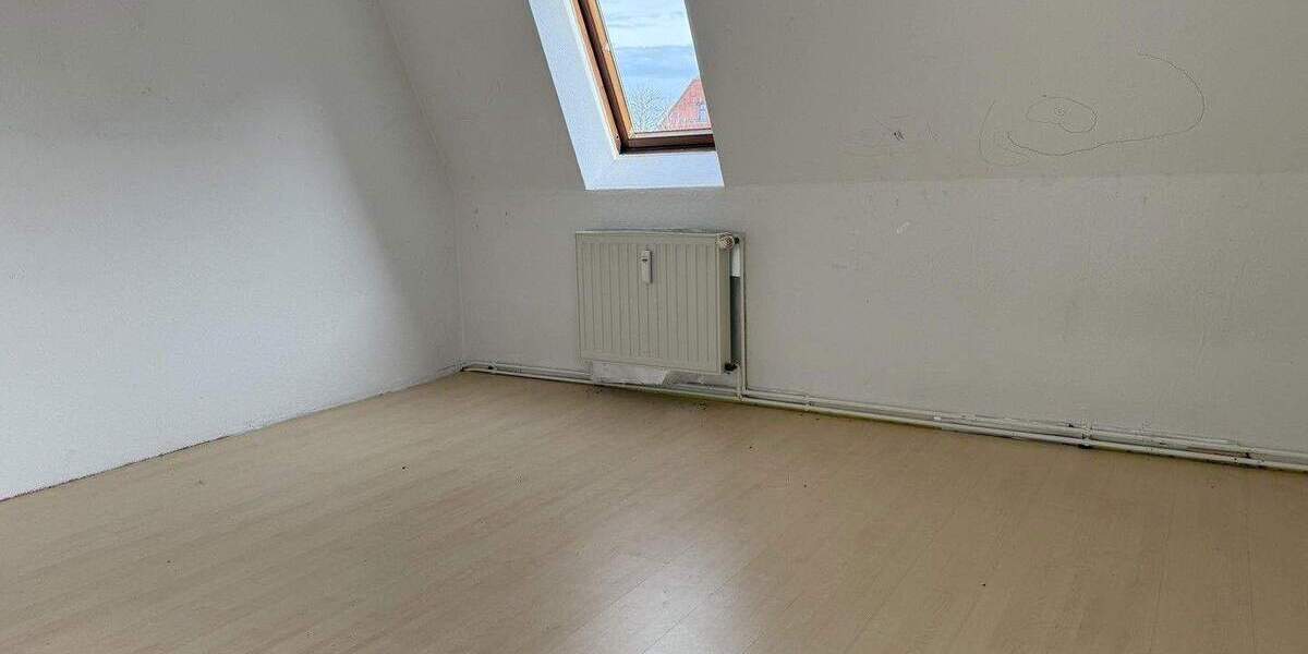 Etagenwohnung Hötensleben - 4 Zimmer, 112 m&sup2;, 675&euro; | Angebot:24508052