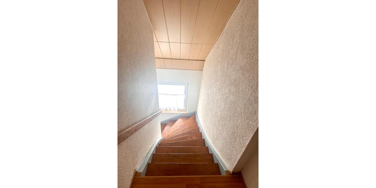 Dachgeschoßwohnung Villingen-Schwenningen Schwenningen - 2 Zimmer, 42 m&sup2;, 460&euro; | Angebot:25220898