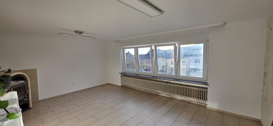 Reihenhaus Welschbillig - 8 Zimmer, 200 m&sup2;, 1.400&euro; | Angebot:25569678