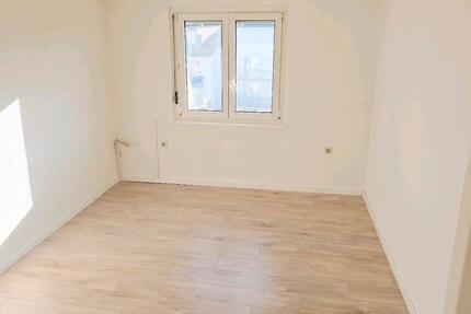 Wohnung Pforzheim Dillweißenstein - 1 Zimmer, 35 m&sup2;, 600&euro; | Angebot:25267867