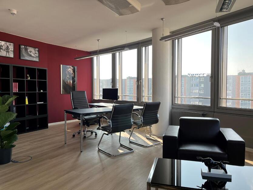 Möblierte Private Offices im neuesten Coworking Space mit Aussicht - All-in-Miete