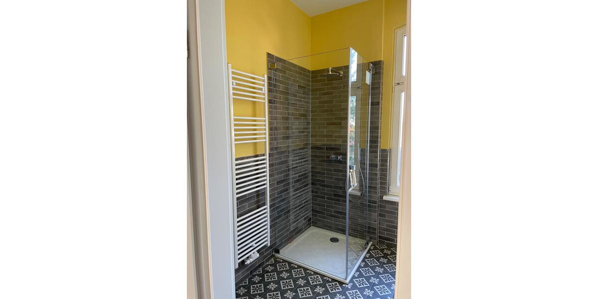 Etagenwohnung Rostock - 3 Zimmer, 97 m&sup2;, 1.455&euro; | Angebot:26522467