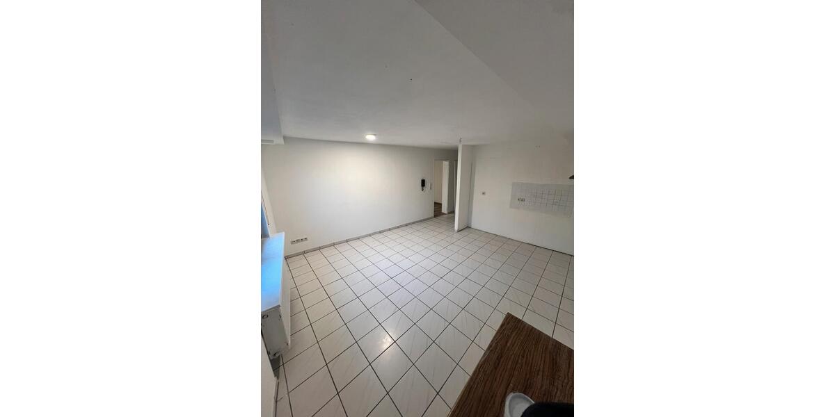 Etagenwohnung Karben - 3 Zimmer, 100 m&sup2;, 1.250&euro; | Angebot:24338623