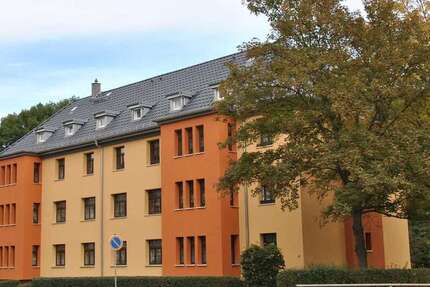 Wohnung Werdau - 3 Zimmer, 70 m&sup2;, 422&euro; | Angebot:27694713