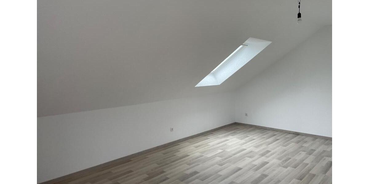 Dachgeschoßwohnung Gutenzell-Hürbel Hürbel - 2 Zimmer, 65 m&sup2;, 750&euro; | Angebot:24560105