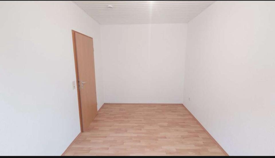 Dachgeschoßwohnung Pirmasens Niedersimten - 3 Zimmer, 83 m&sup2;, 500&euro; | Angebot:26610582