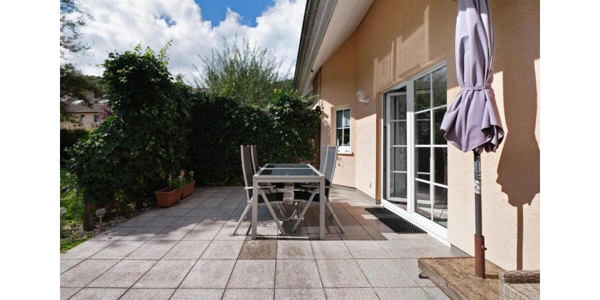 Modernes Wohnhaus möbliert ab September 2026 langfristig 4.5 zimmer