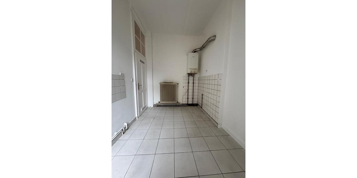 Etagenwohnung Wiesbaden - 4 Zimmer, 93 m&sup2;, 1.300&euro; | Angebot:24433887