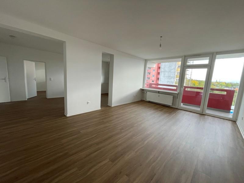 Helle 3 Zimmerwohnung mit Balkon zimmer