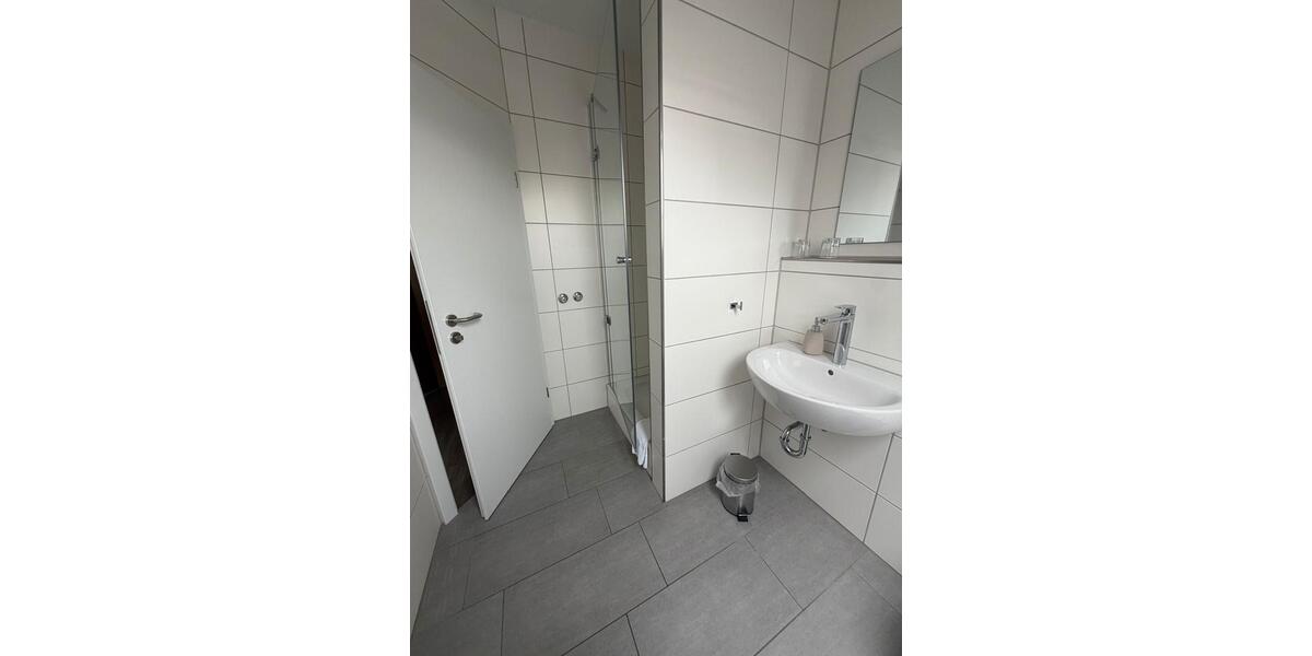 Wohnen auf Zeit Rhede - 13 Zimmer, 18 m&sup2;, 55&euro; | Angebot:26421637