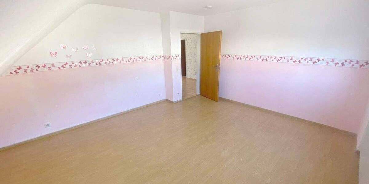 Etagenwohnung Trier / Ehrang Ehrang - 4 Zimmer, 125 m&sup2;, 980&euro; | Angebot:25740923