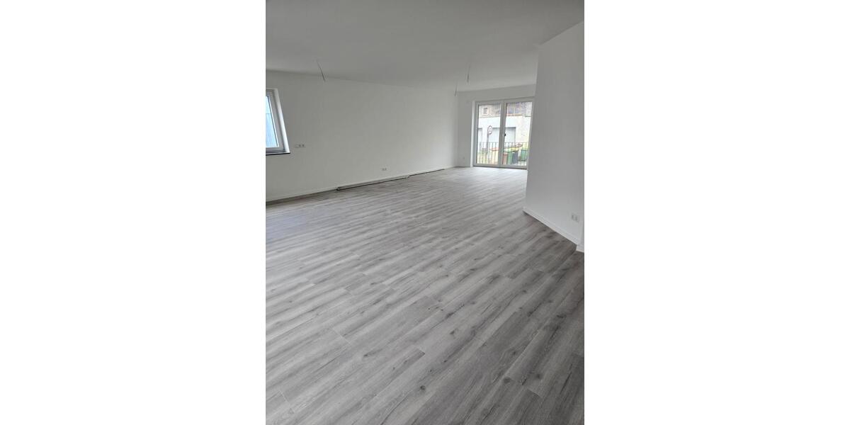 Erdgeschoßwohnung Langenselbold - 3 Zimmer, 124 m&sup2;, 1.650&euro; | Angebot:26531801