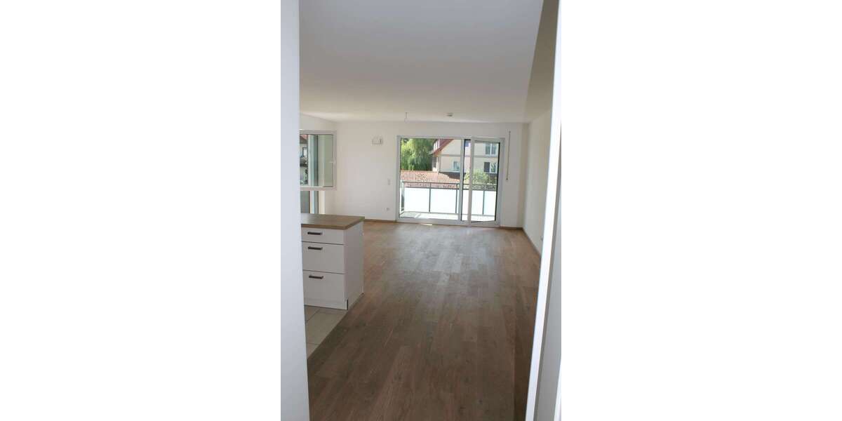 Etagenwohnung Höhenkirchen-Siegertsbrunn Siegertsbrunn - 4 Zimmer, 97 m&sup2;, 1.700&euro; | Angebot:26926183
