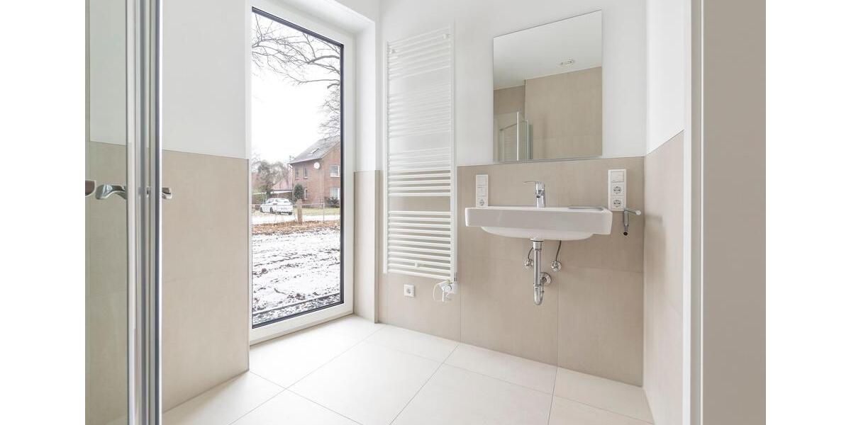 Erdgeschoßwohnung Oldenburg Bloherfelde - 2 Zimmer, 67 m&sup2;, 990&euro; | Angebot:24676306