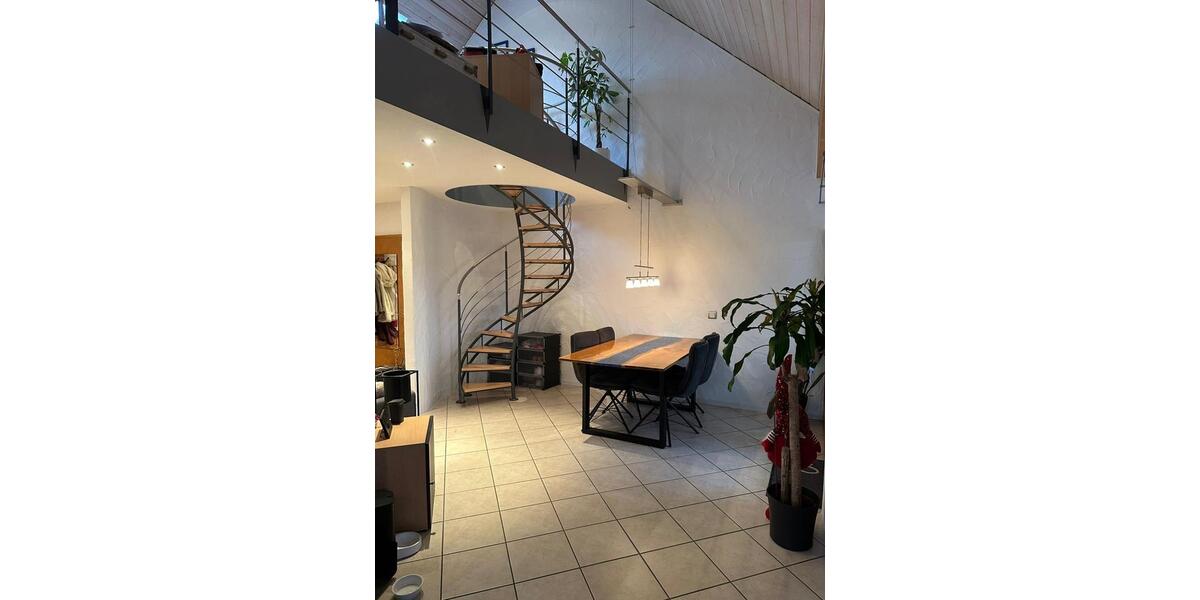 Maisonettenwohnung Zirndorf - 3 Zimmer, 98 m&sup2;, 1.100&euro; | Angebot:26050513