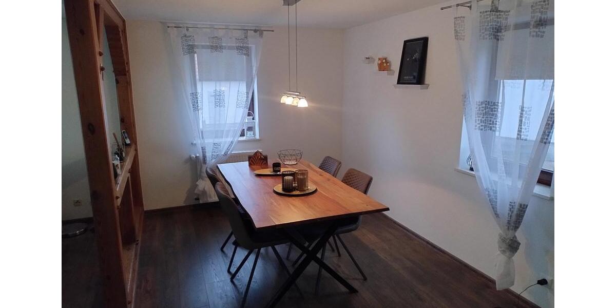 Doppelhaushälfte Eichenzell - 4 Zimmer, 130 m&sup2;, 900&euro; | Angebot:26226432