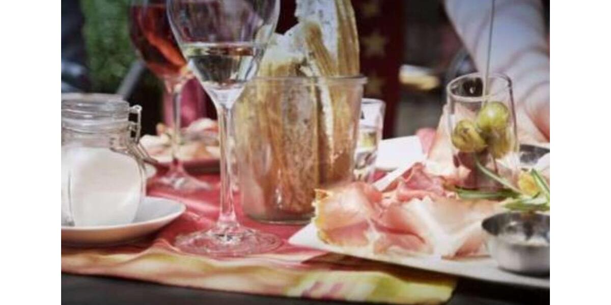 Einfamilienhaus Eltville am Rhein - 10 Zimmer, 246 m&sup2;, 3.290&euro; | Angebot:19400577