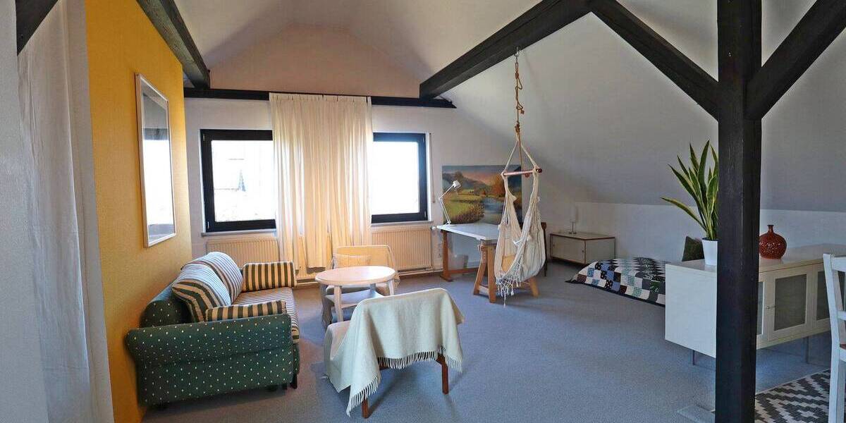Zimmer Zierenberg - 2 Zimmer, 72 m&sup2;, 600&euro; | Angebot:26188081