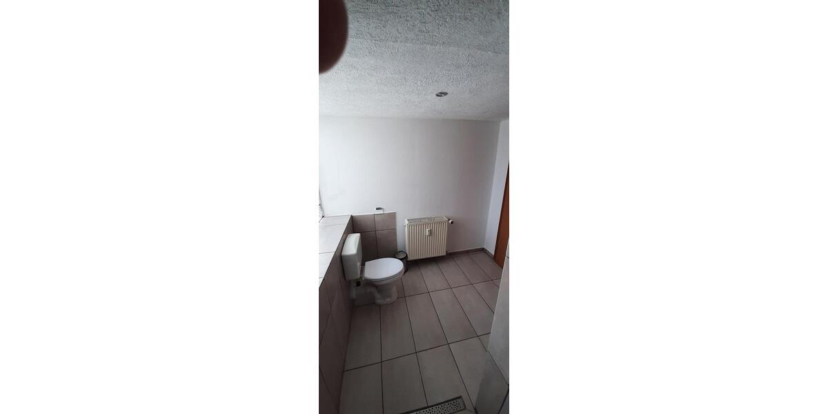 Etagenwohnung Einbeck - 3 Zimmer, 83 m&sup2;, 450&euro; | Angebot:26368160