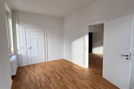Wohnung Endingen am Kaiserstuhl - 4 Zimmer, 105 m&sup2;, 1.450&euro; | Angebot:25778003