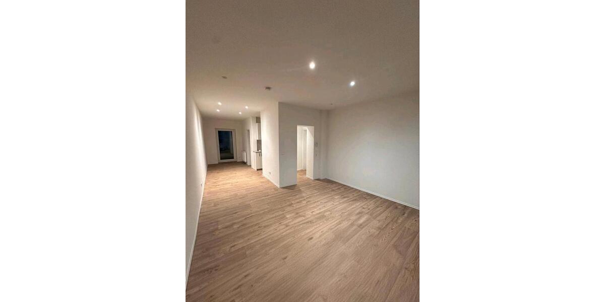 Erdgeschoßwohnung Hohenstein-Ernstthal Ernstthal - 1 Zimmer, 35 m&sup2;, 245&euro; | Angebot:26096780