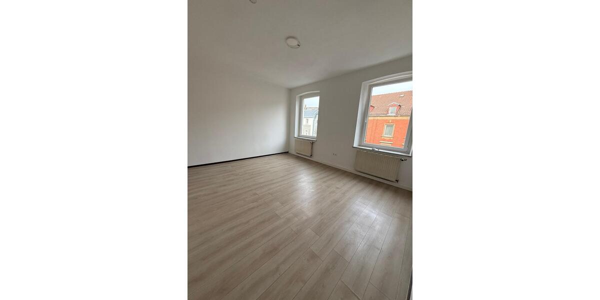 Etagenwohnung Hof Altstadt - 3 Zimmer, 90 m&sup2;, 650&euro; | Angebot:26614908