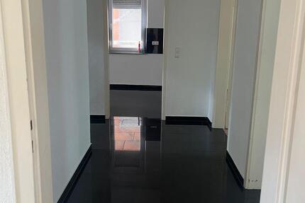 Wohnung Aalen - 4 Zimmer, 94 m&sup2;, 950&euro; | Angebot:24523585