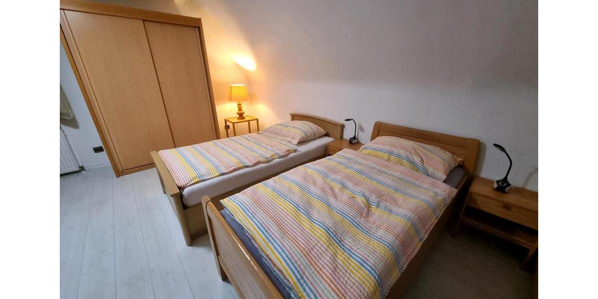 Wohnen auf Zeit Norderstedt Garstedt - 10 Zimmer, 180 m&sup2;, 25&euro; | Angebot:26231860