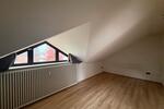 Dachgeschoßwohnung Ense - 2 Zimmer, 64 m&sup2;, 650&euro; | Angebot:26616961