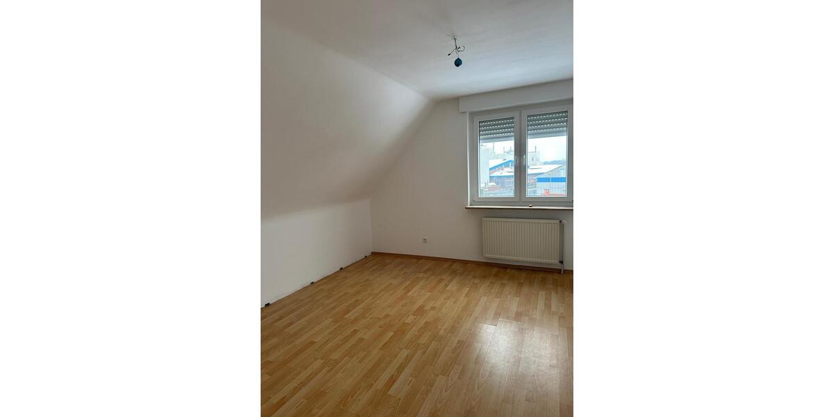 Etagenwohnung Dinklage - 4 Zimmer, 95 m&sup2;, 680&euro; | Angebot:24751308