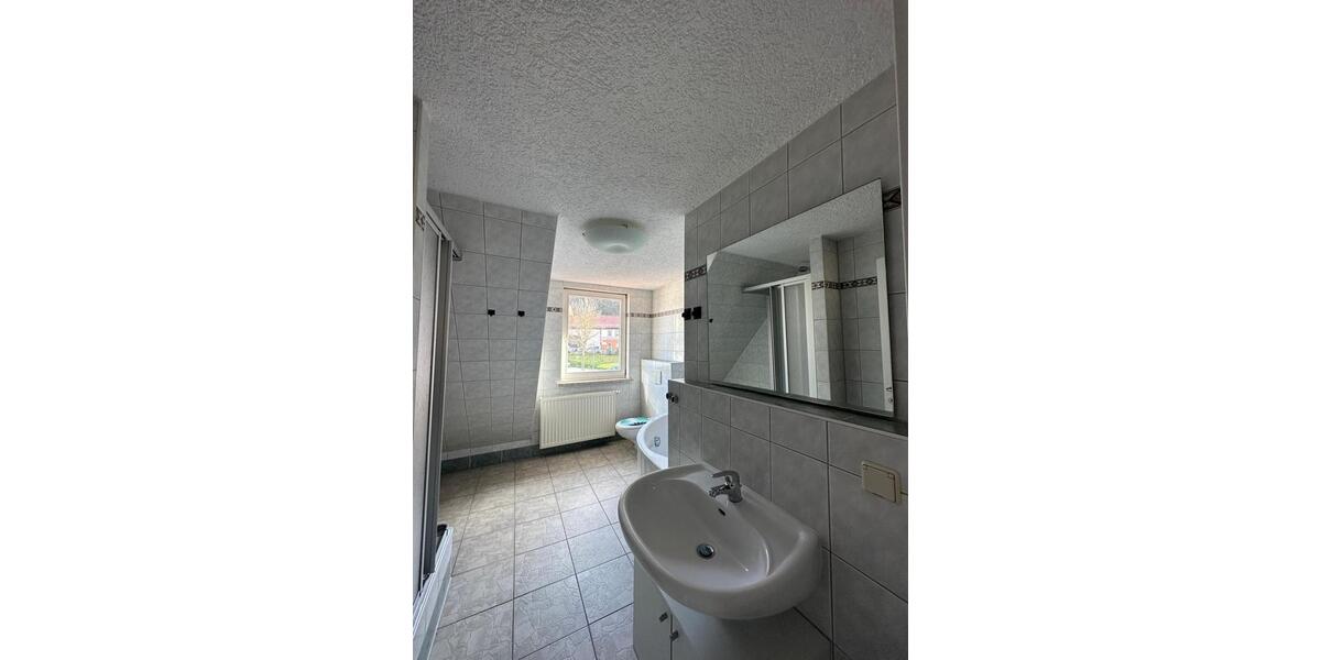 Etagenwohnung Waltershausen - 2 Zimmer, 56 m&sup2;, 450&euro; | Angebot:26623722