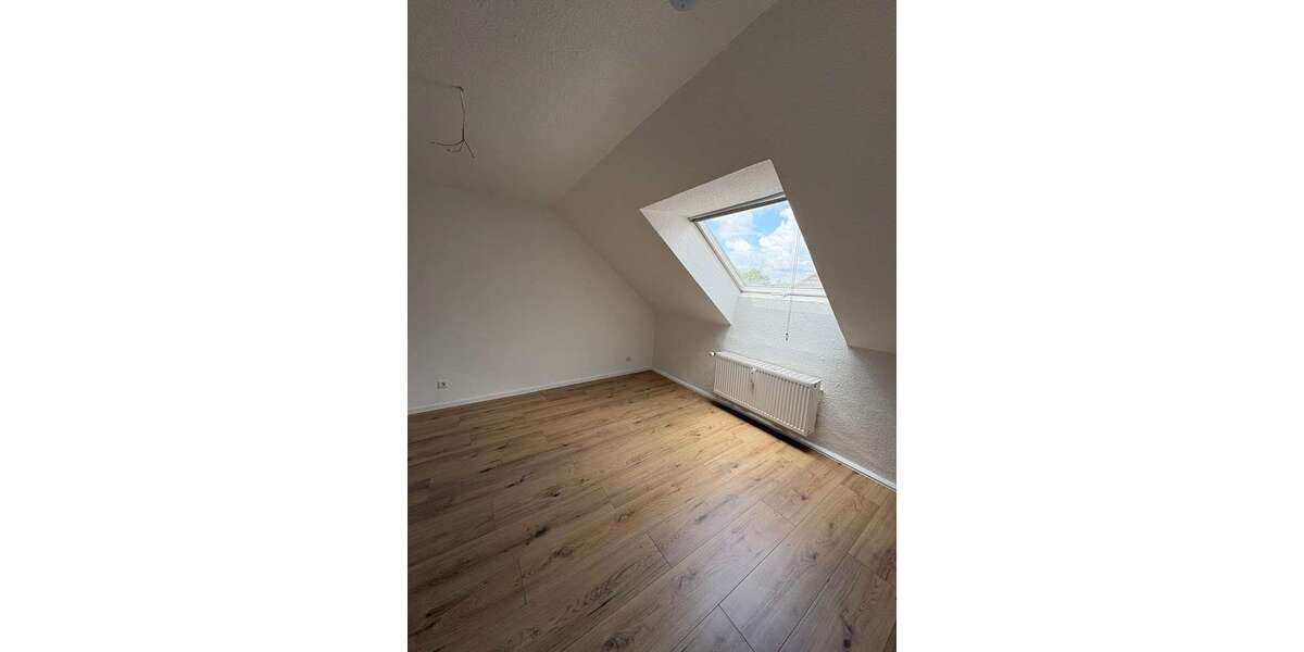 Etagenwohnung Oberhausen Neue Mitte - 3.5 Zimmer, 81 m&sup2;, 600&euro; | Angebot:26739257
