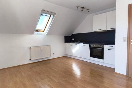 Wohnung Dettingen an der Iller - 3 Zimmer, 84 m&sup2;, 900&euro; | Angebot:25325030