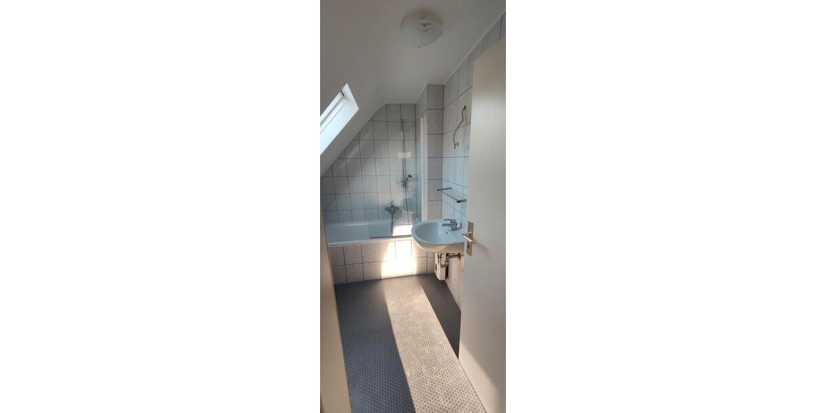 Etagenwohnung Kirchberg (Hunsrück) - 4 Zimmer, 102 m&sup2;, 880&euro; | Angebot:25056569