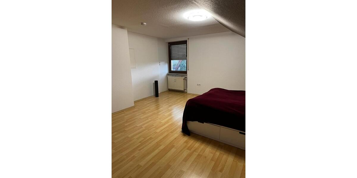 Dachgeschoßwohnung Hösbach - 2.5 Zimmer, 65 m&sup2;, 640&euro; | Angebot:26042049