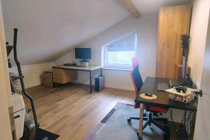 Wohnung Denkendorf - 4 Zimmer, 86 m&sup2;, 910&euro; | Angebot:25367433