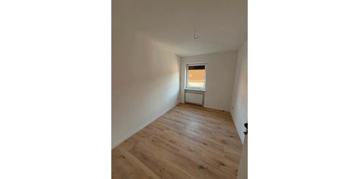 Etagenwohnung Pirmasens - 2 Zimmer, 50 m&sup2;, 500&euro; | Angebot:26524662