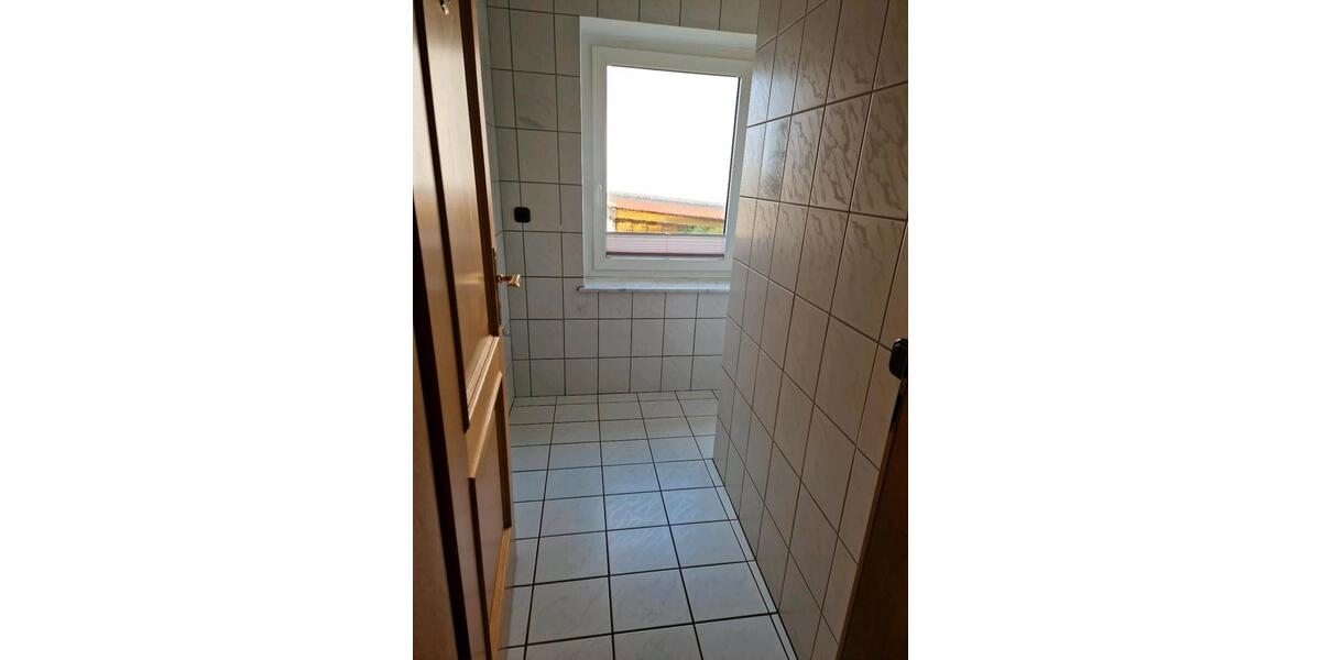 Erdgeschoßwohnung Vöhl - 2 Zimmer, 60 m&sup2;, 500&euro; | Angebot:24784331