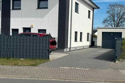 Haus Uetze - 4 Zimmer, 125 m&sup2;, 1.450&euro; | Angebot:26019690