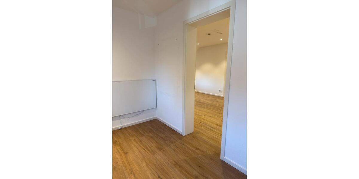 Büro- und Lagerraum in Puchheim zu vermieten! zimmer