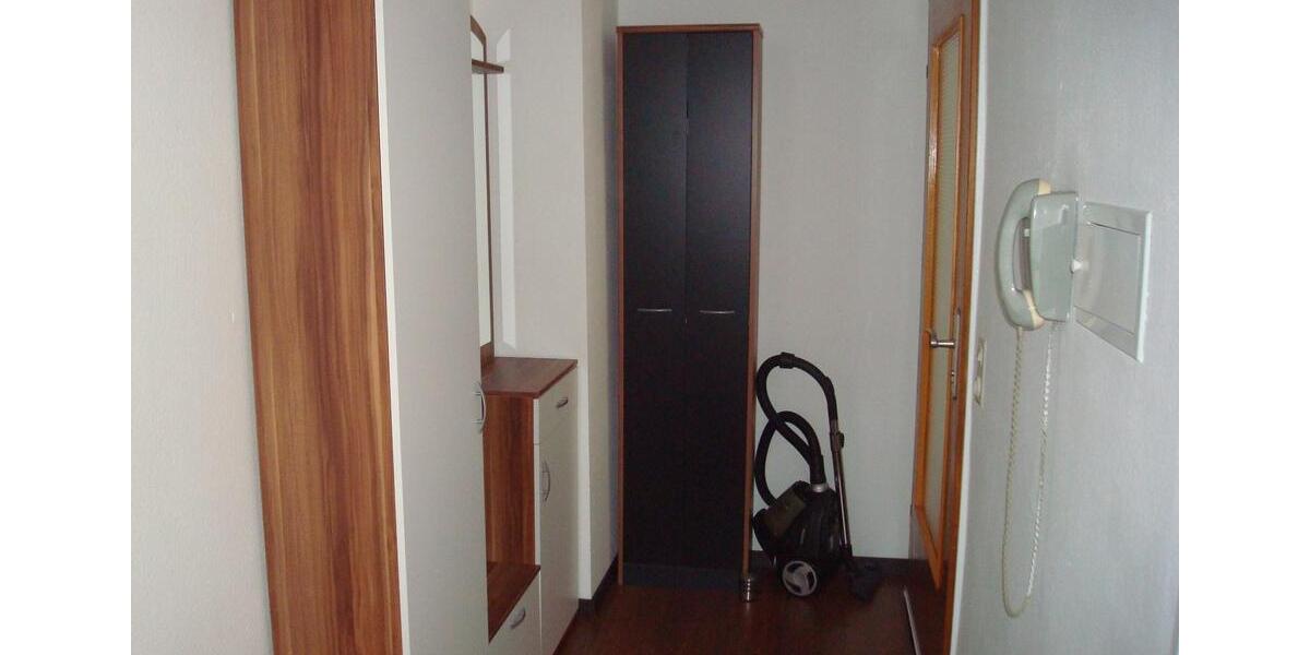 Dachgeschoßwohnung Villingen-Schwenningen Schwenningen - 1 Zimmer, 10 m&sup2;, 280&euro; | Angebot:26475896