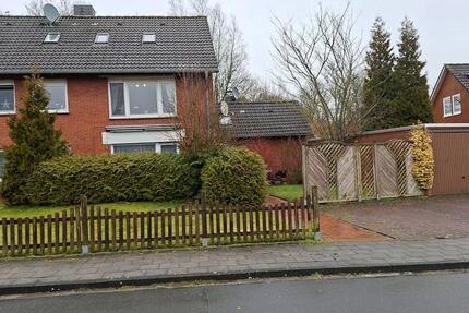 Wohnung Schortens - 3 Zimmer, 85 m&sup2;, 750&euro; | Angebot:24979426