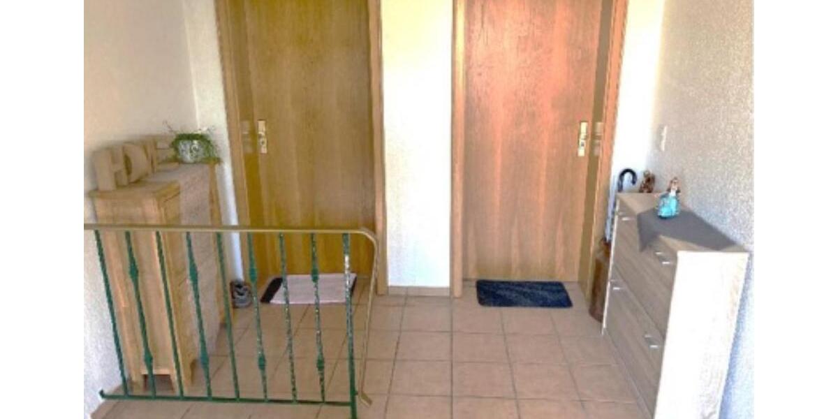 Etagenwohnung Lippstadt Bad Waldliesborn - 3 Zimmer, 86 m&sup2;, 750&euro; | Angebot:25439095