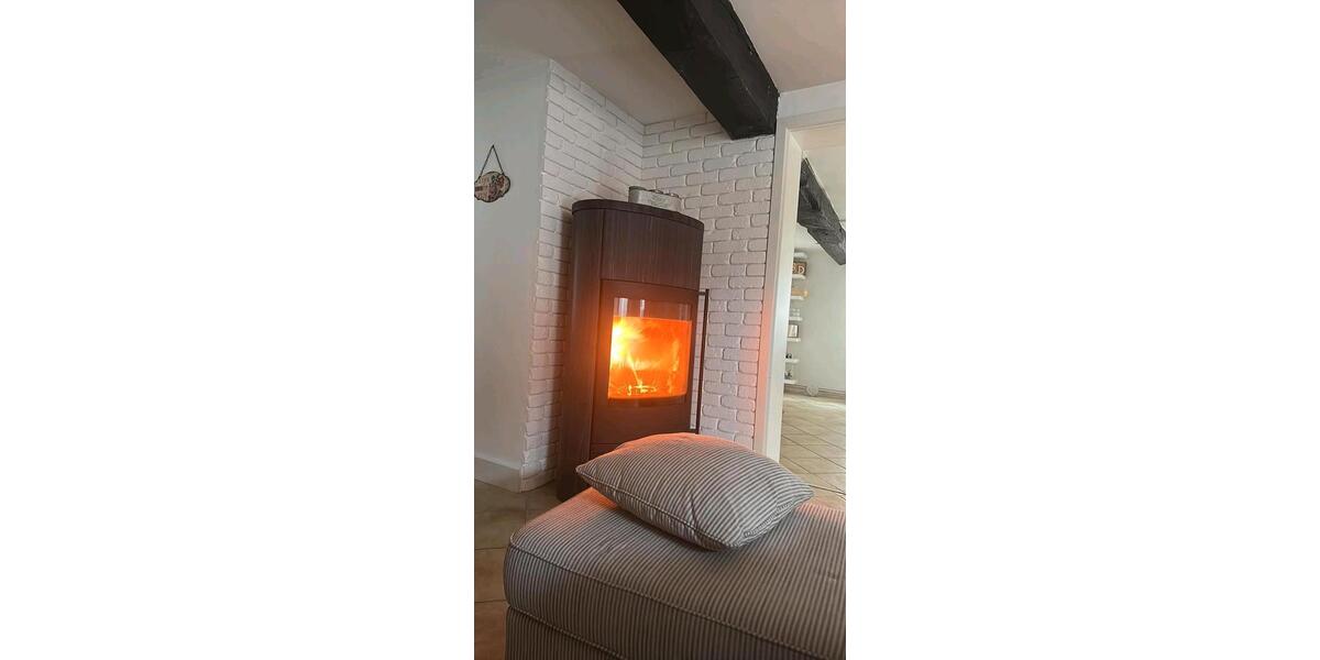 Vermiete schöne große und gepflegte Wohnung 6 zimmer