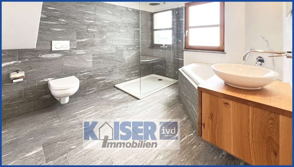 Etagenwohnung Waldshut-Tiengen Tiengen - 3 Zimmer, 60 m&sup2;, 720&euro; | Angebot:25122150