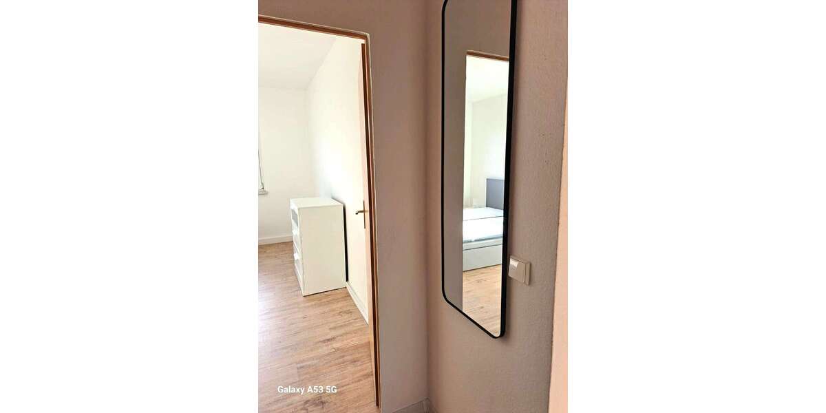 Komplett neu möblierte 2 Zimmer Wohnung mit Balkon. Flexibel ab 6 Monate zu vermieten! - Appartement Sachsen-Anhalt - Annaburg Annaburg | Angebot:25984847